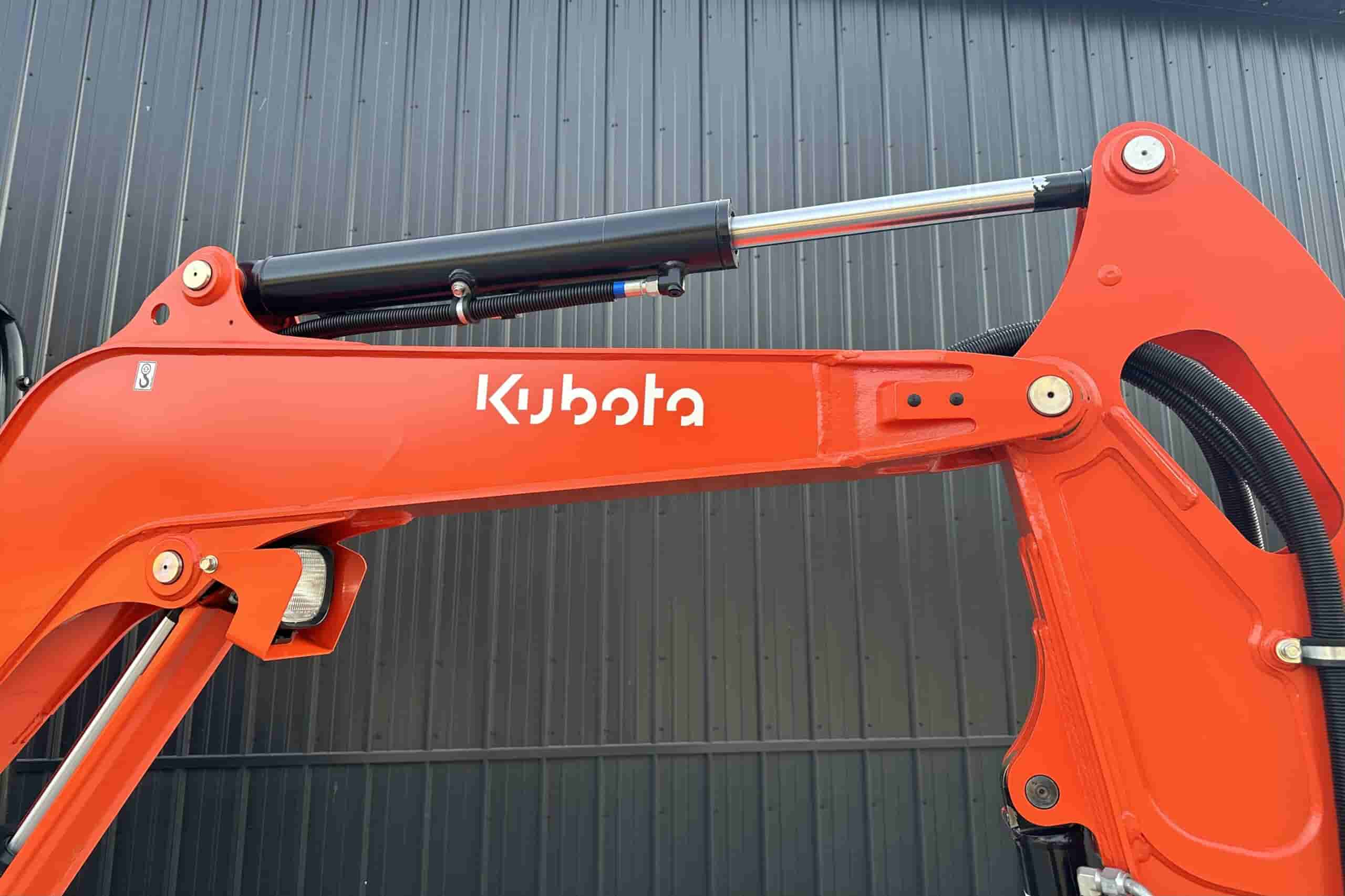 2022 KUBOTA U27-4 LIKE NEW
